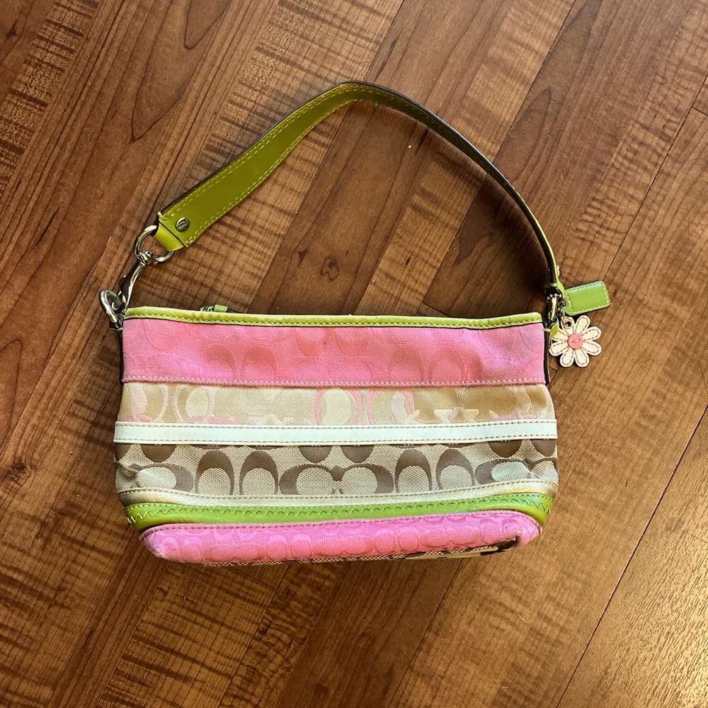 Vintage patchwork Coach shoulder bag!!
